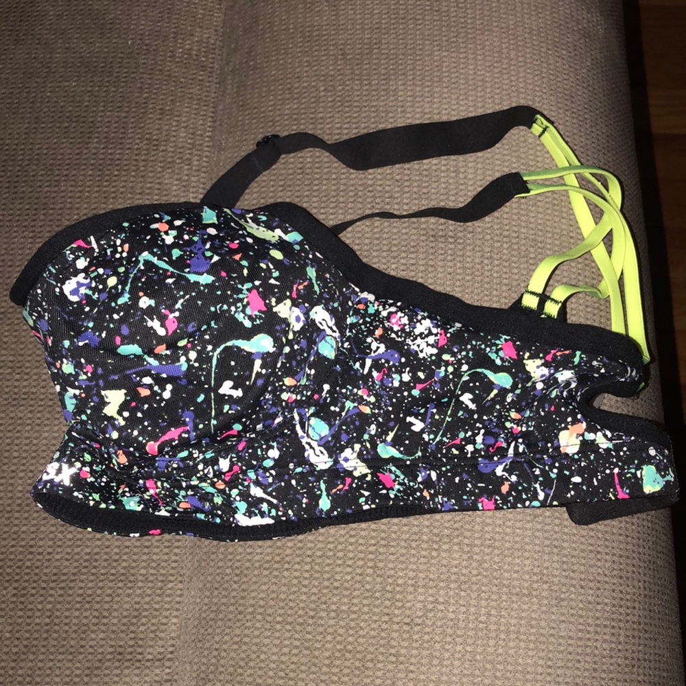VS Sports Bra